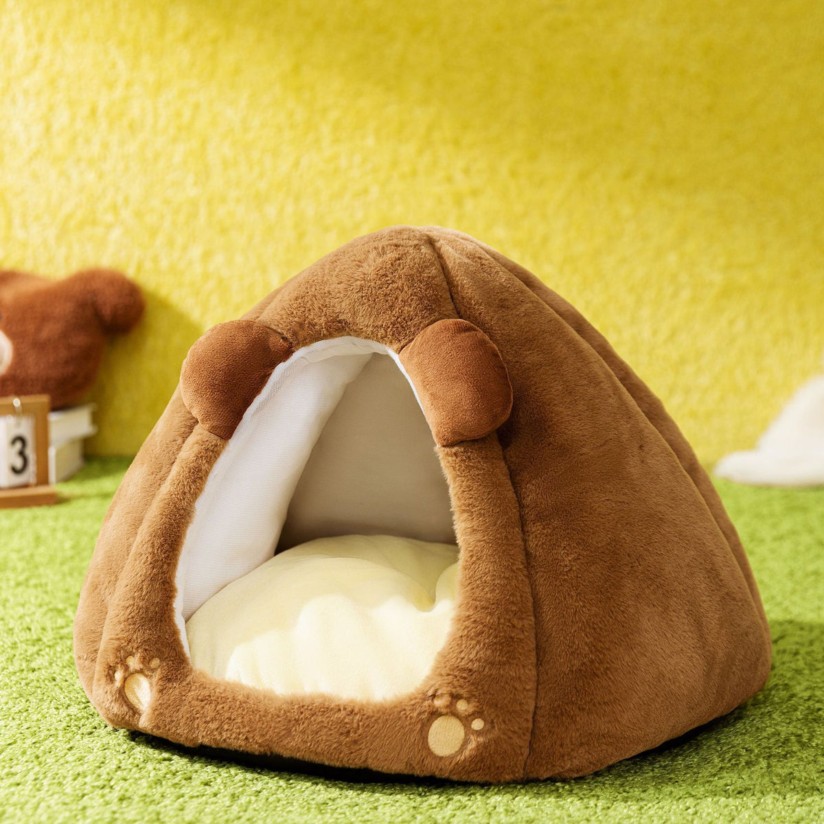 Toast Bread Cozy Calming Cat Bed